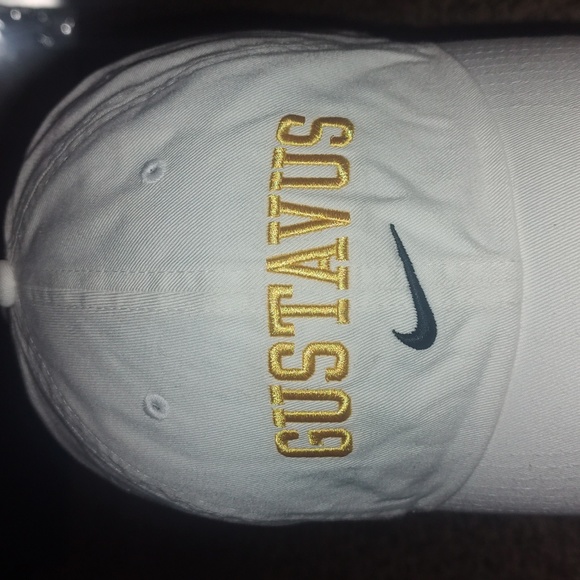 Nike Gustavus Swoosh White Strapback Hat White Yellow Nike S1ze - Picture 2 of 7